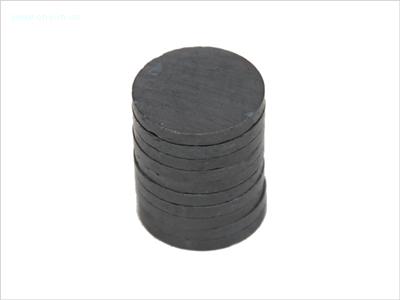 Alnico magnet
